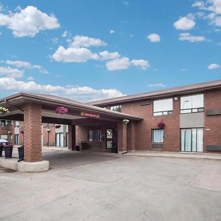 Comfort Inn Edmonton West Exterior foto